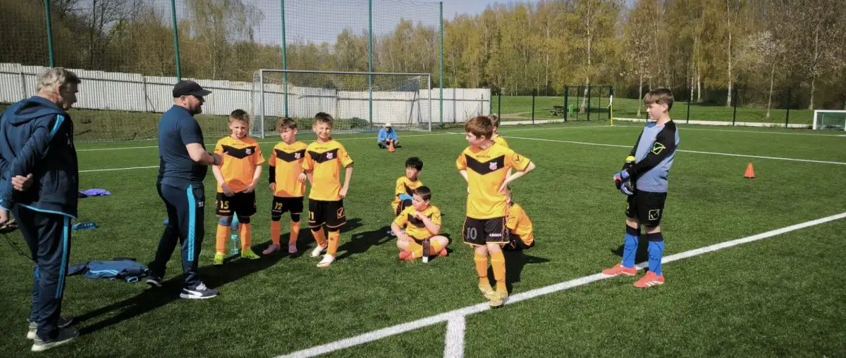 Starší přípravka veze body z Ostrova